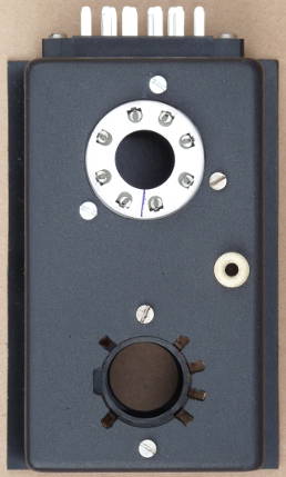 Große Fassungsbox für GU50/LS50, RV12P2000/RL12T2 FB5